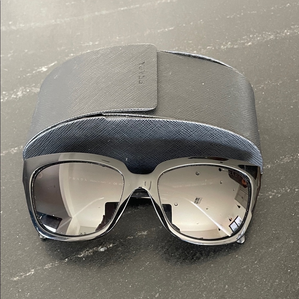 Prada vintage black cateye Sunglasses for women